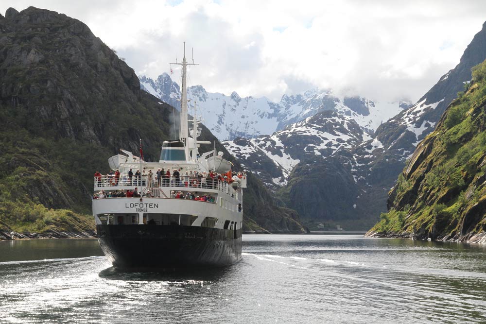 MS Lofoten in Trollfjord  MS Lofoten in Trollfjord