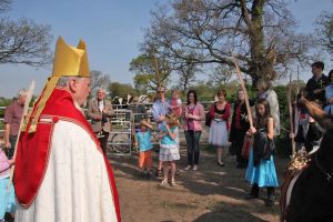 Bishop Birkenhead greets the walkers