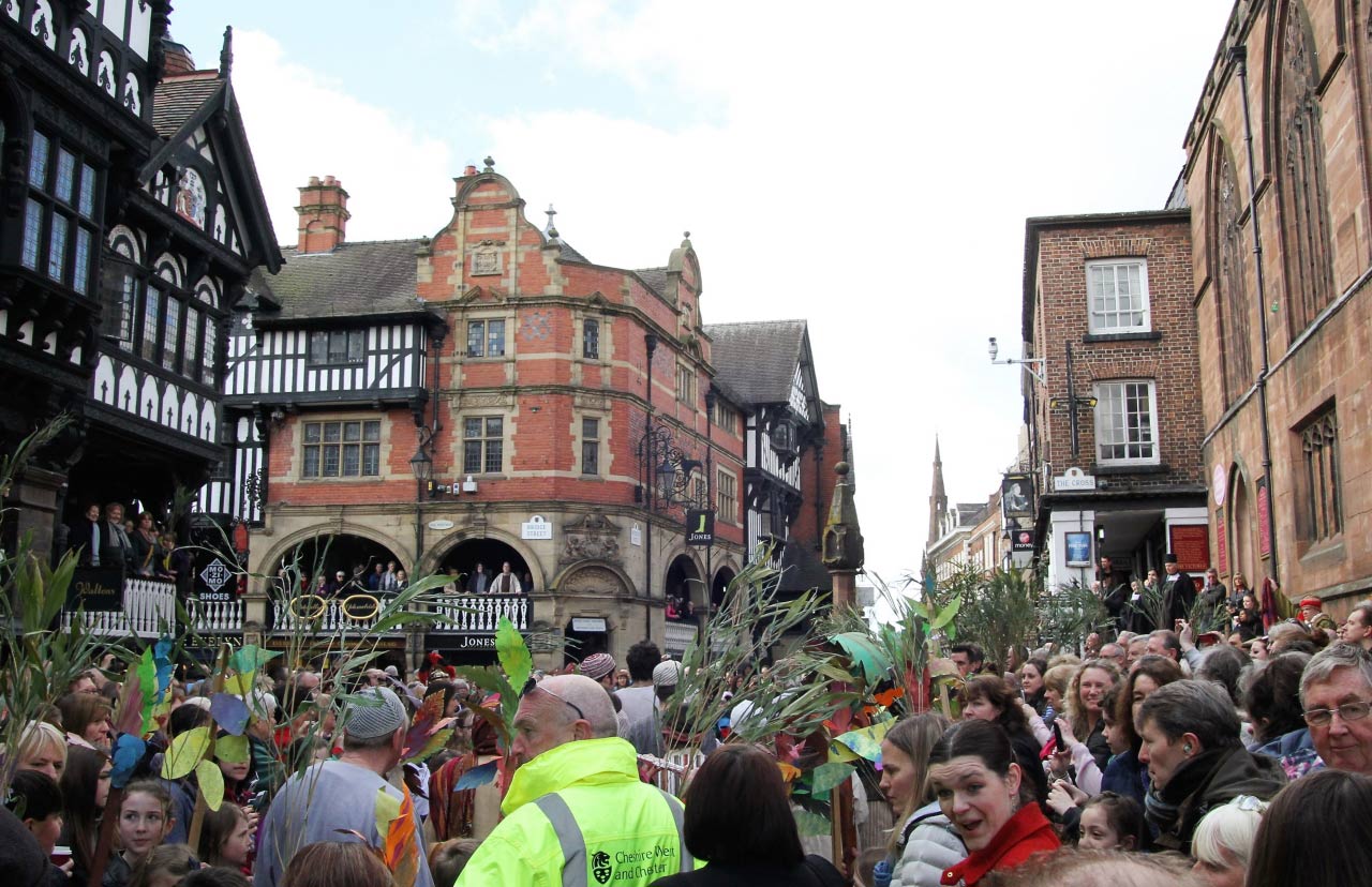 Chester Passion - approaching the Cross