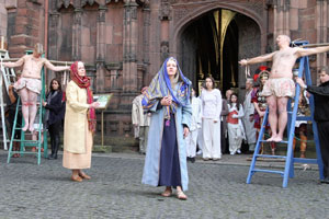  Chester Passion - Cathedral entrance 