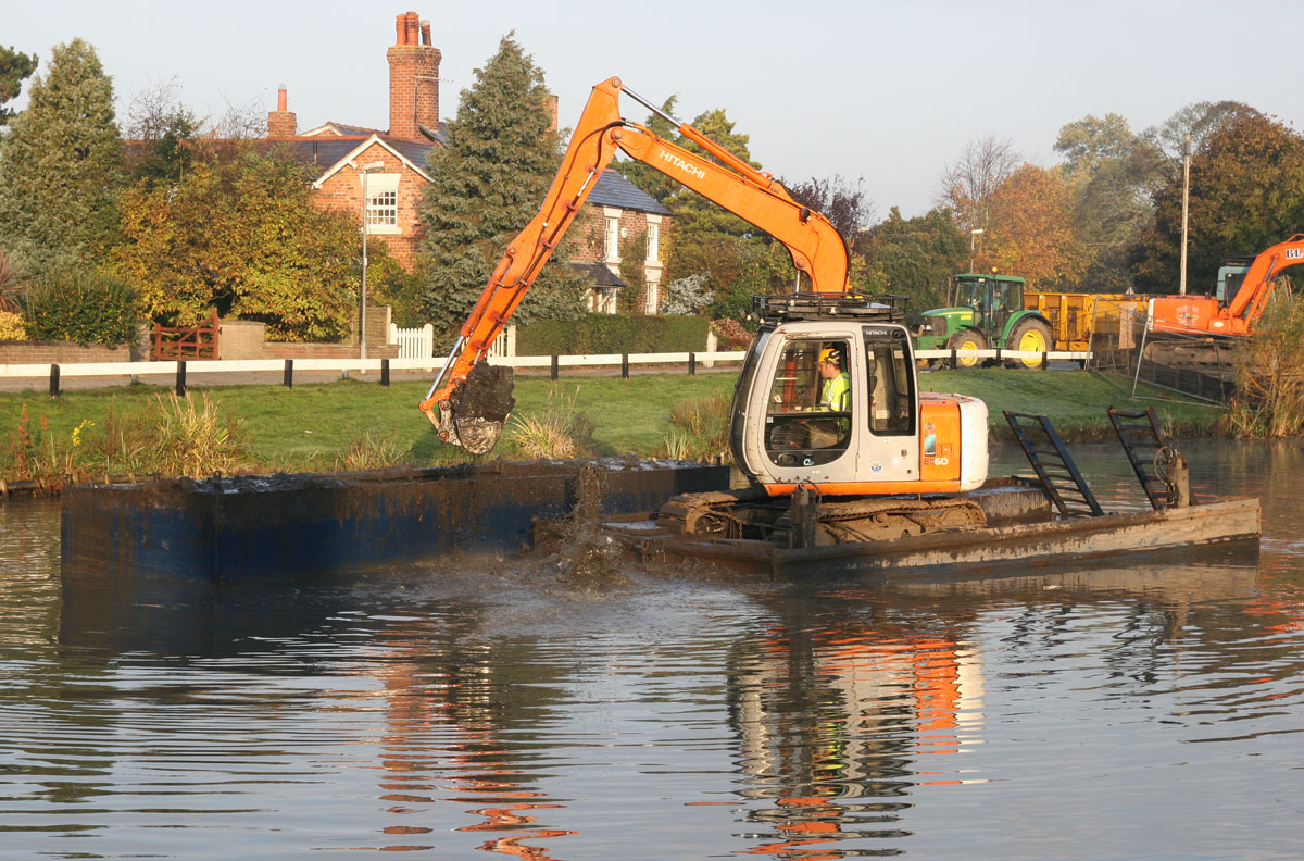Dredging Christleton Pit  Dredging Christleton Pit