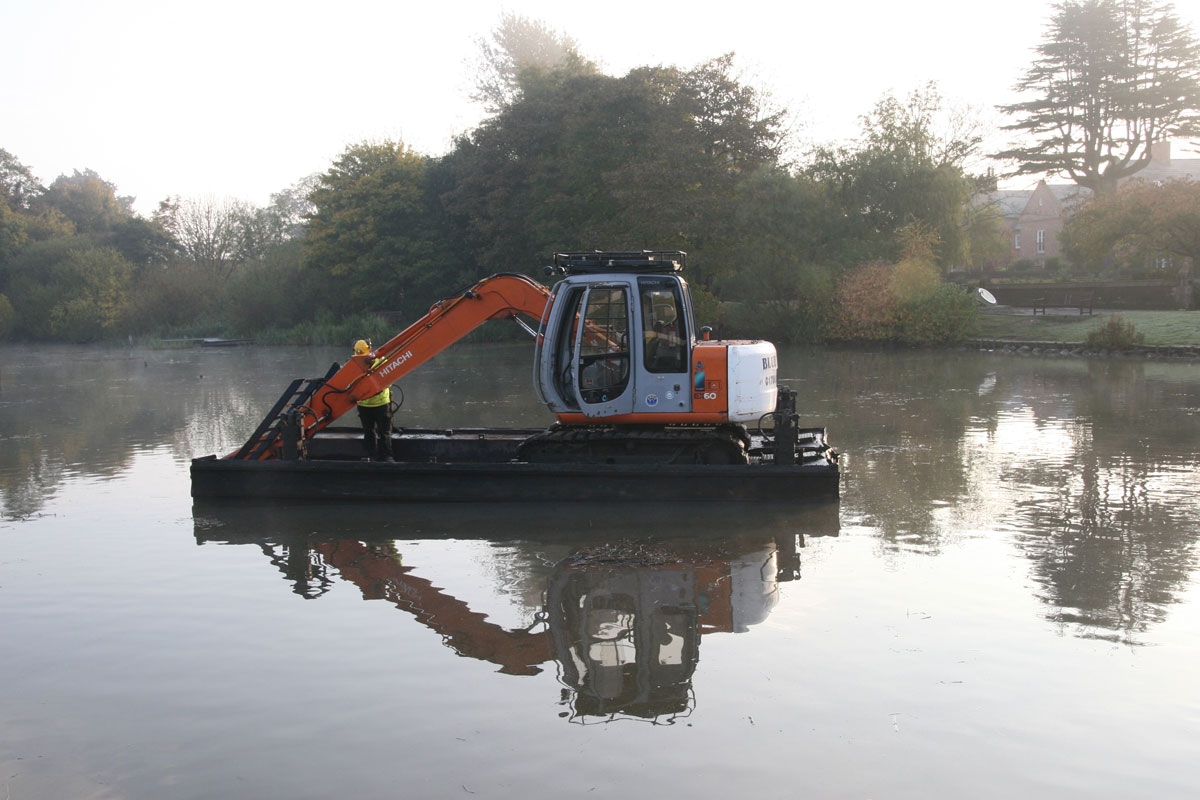 Dredging Christleton Pit  Dredging Christleton Pit