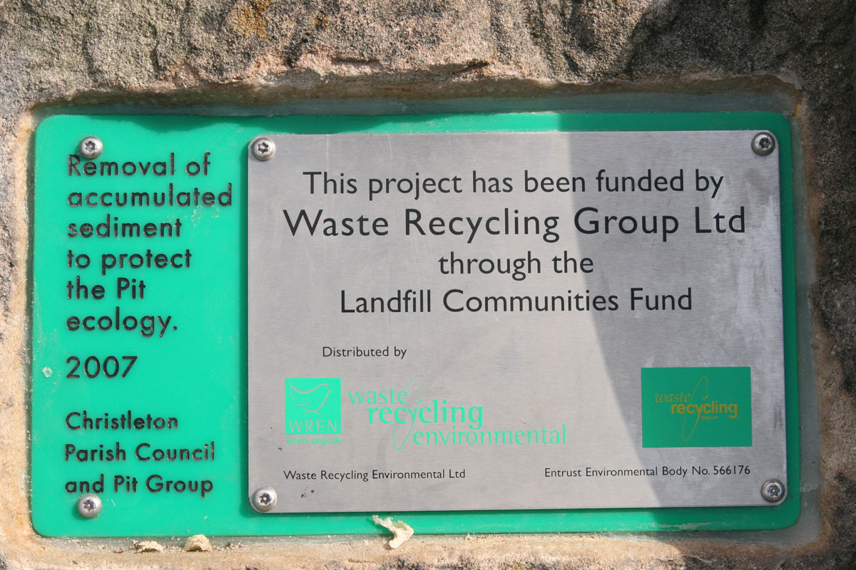 Dredging Christleton Pit  Dredging Christleton Pit