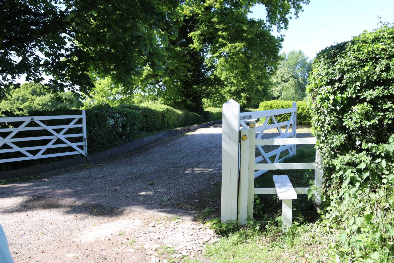  Brickfield Lane meets Fir Tree Lane 
