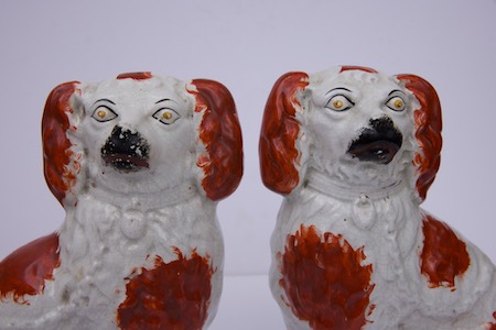 Pair of Nineteenth century Mantlepiece Spaniels