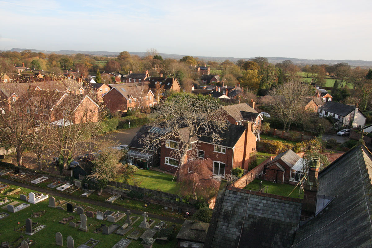 Looking towards Frodsham from  St.James' Christleton  Looking towards Frodsham from  St.James' Christleton