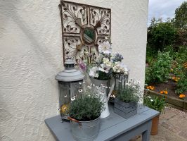Chic display