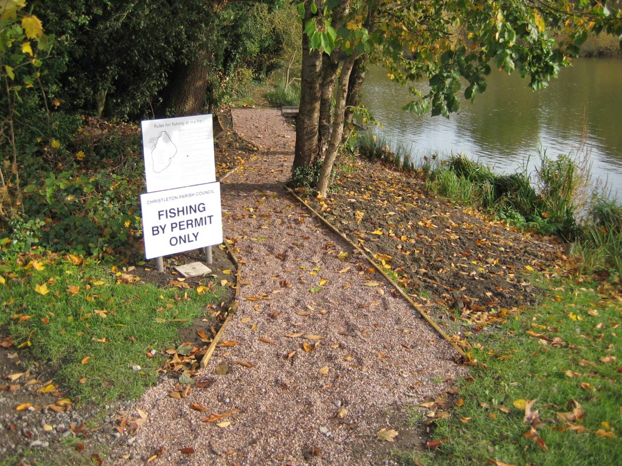 New path and fishing platform, Christleton  New path and fishing platform, Christleton
