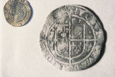 Coin heads