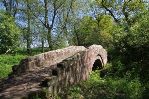 Tarvin side of the bridge from the south