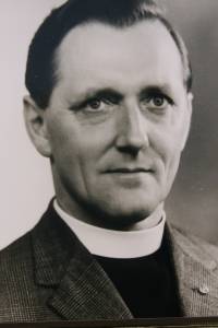 Canon Laurie Skipper