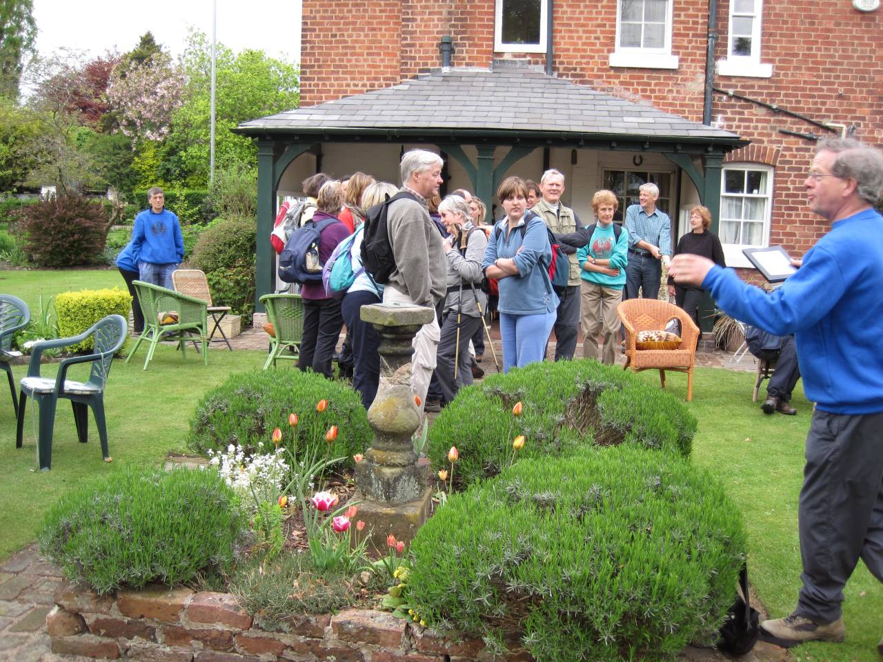  2010 Beating the Bounds at the Glass HGouse 