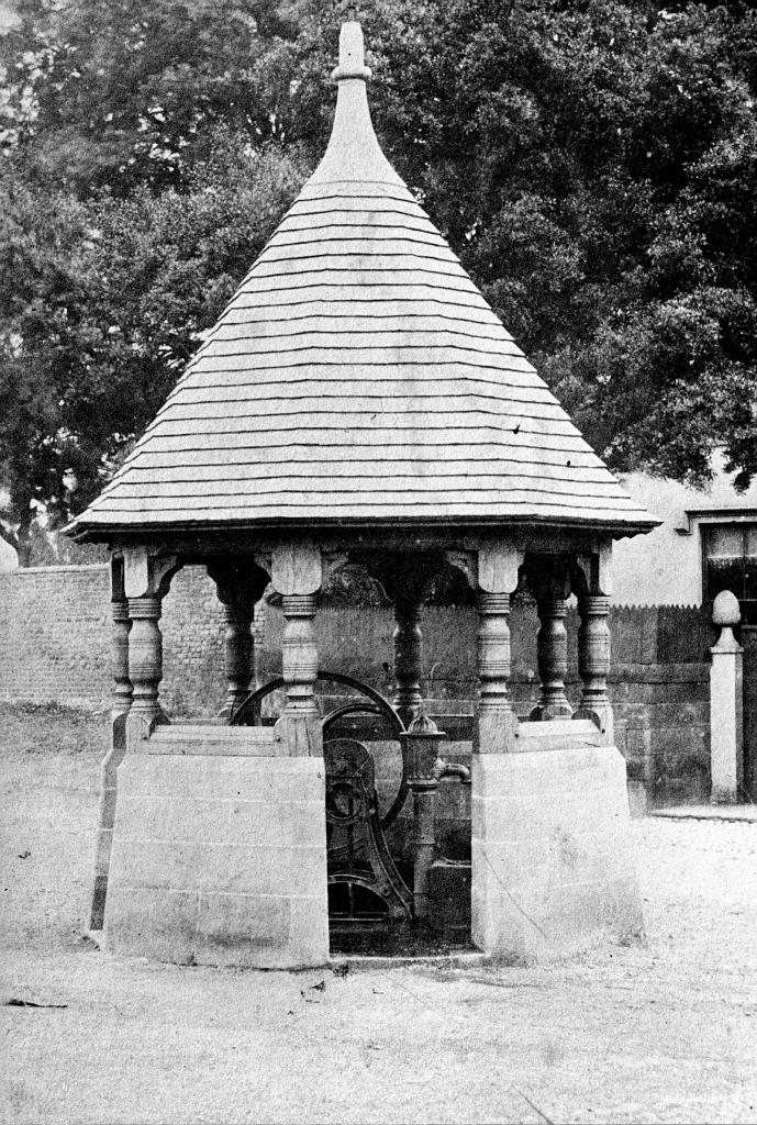 Village Pump House used by Frank Poston