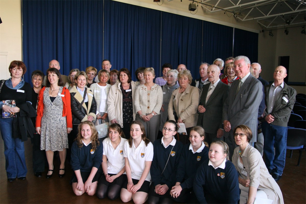 Les with Guests at 50th Anniversary Event