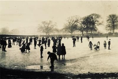  The Village Pit frozen in 1903 