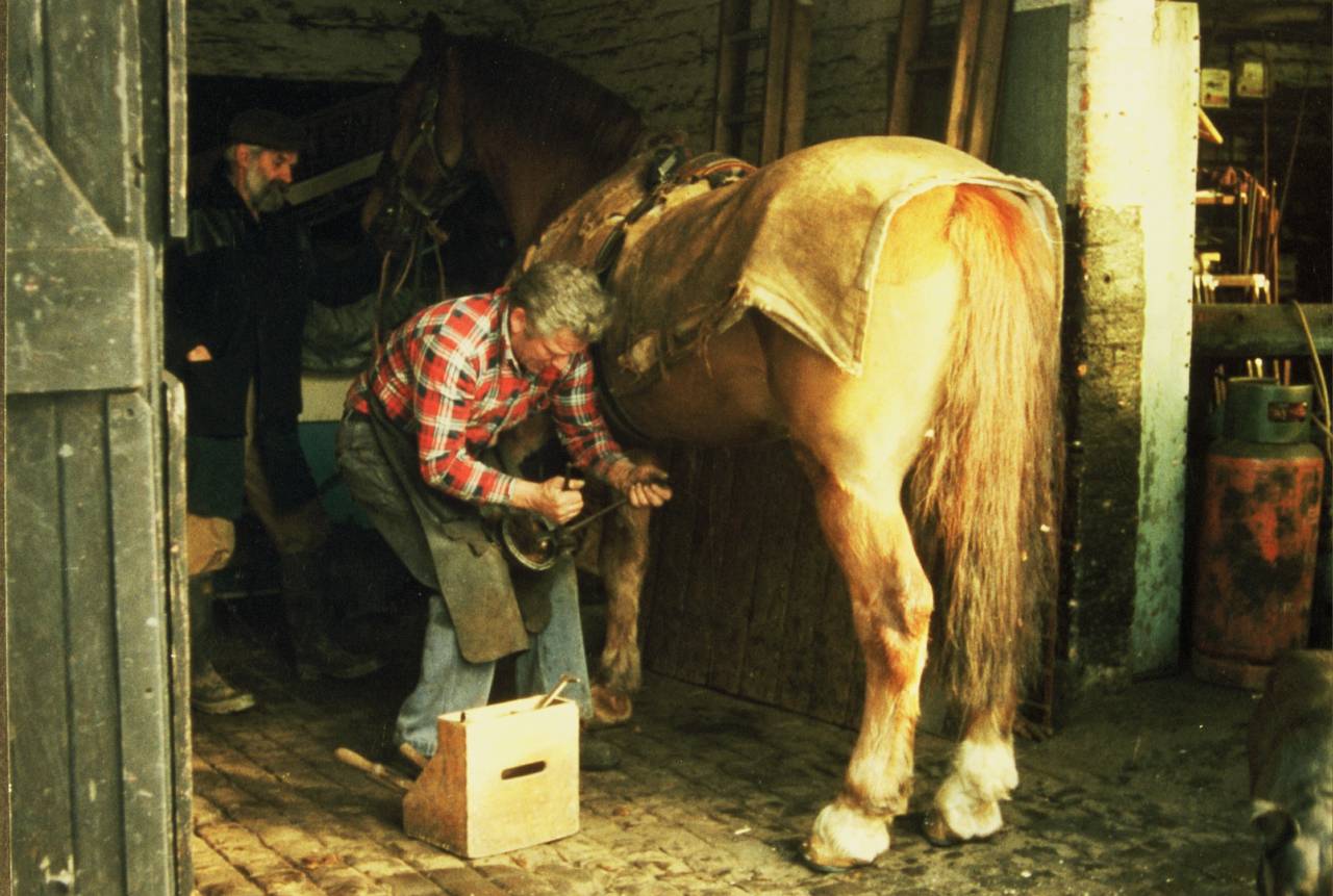  Barry Crump the Christlketon village Blacksmith in the 1980's 