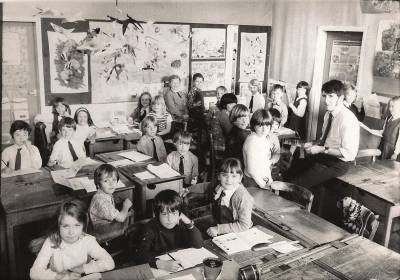  Christleton School 1972 with Headteacher David Cummings 