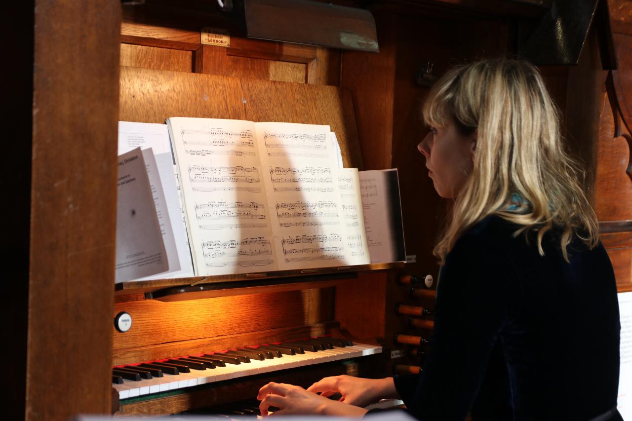 Hannah Williams organist at St. James' Christleton