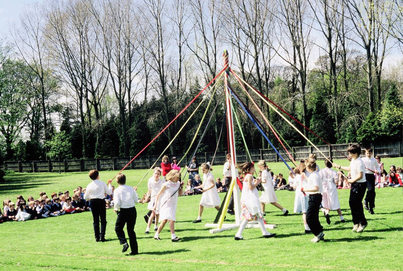 Barbers pole / Maypole team at Christleton School
 