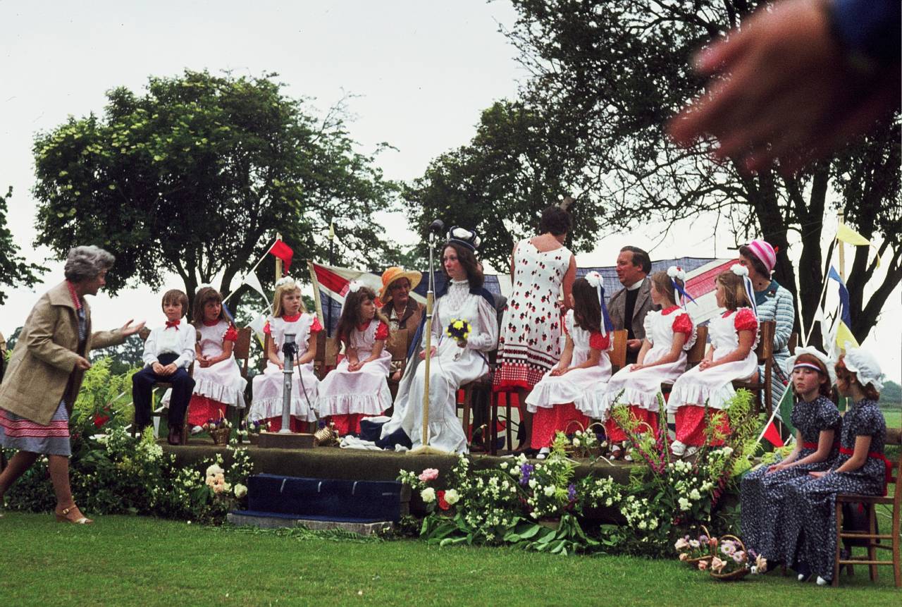 Lisa Hardy and retinue Christleton Fete 1977