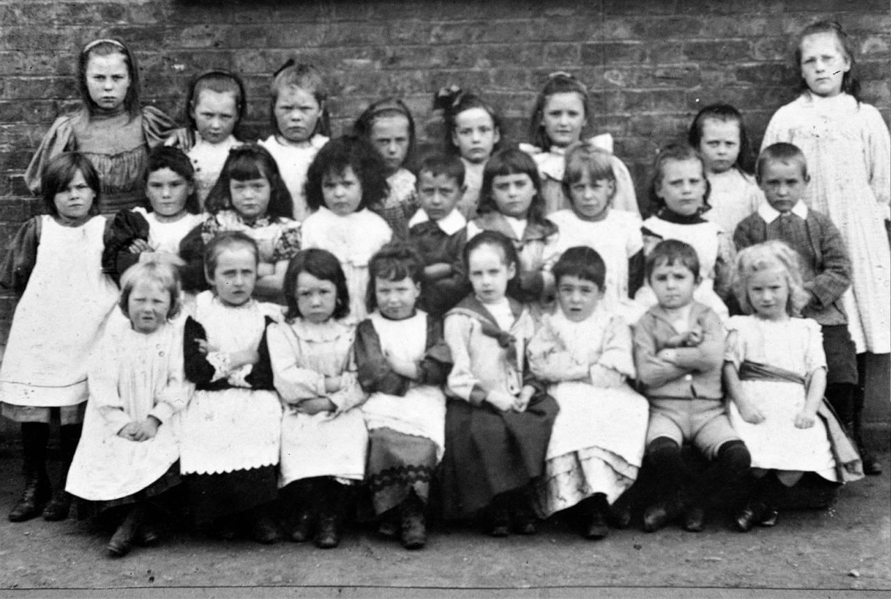 Puils at Christleton Girls and Infants School 1900's