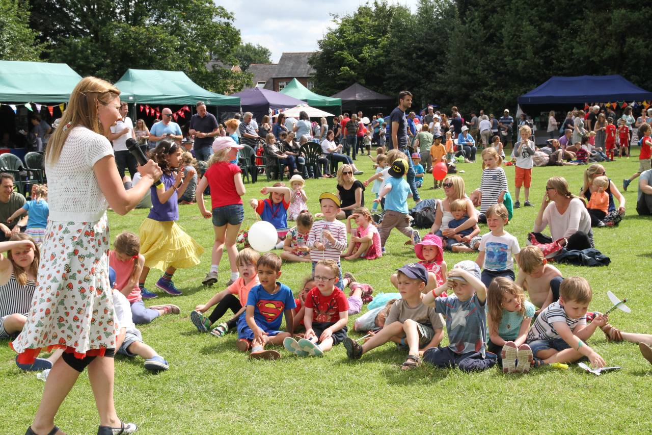 Children's Entertainer at the 2016 Christleton Village Fete