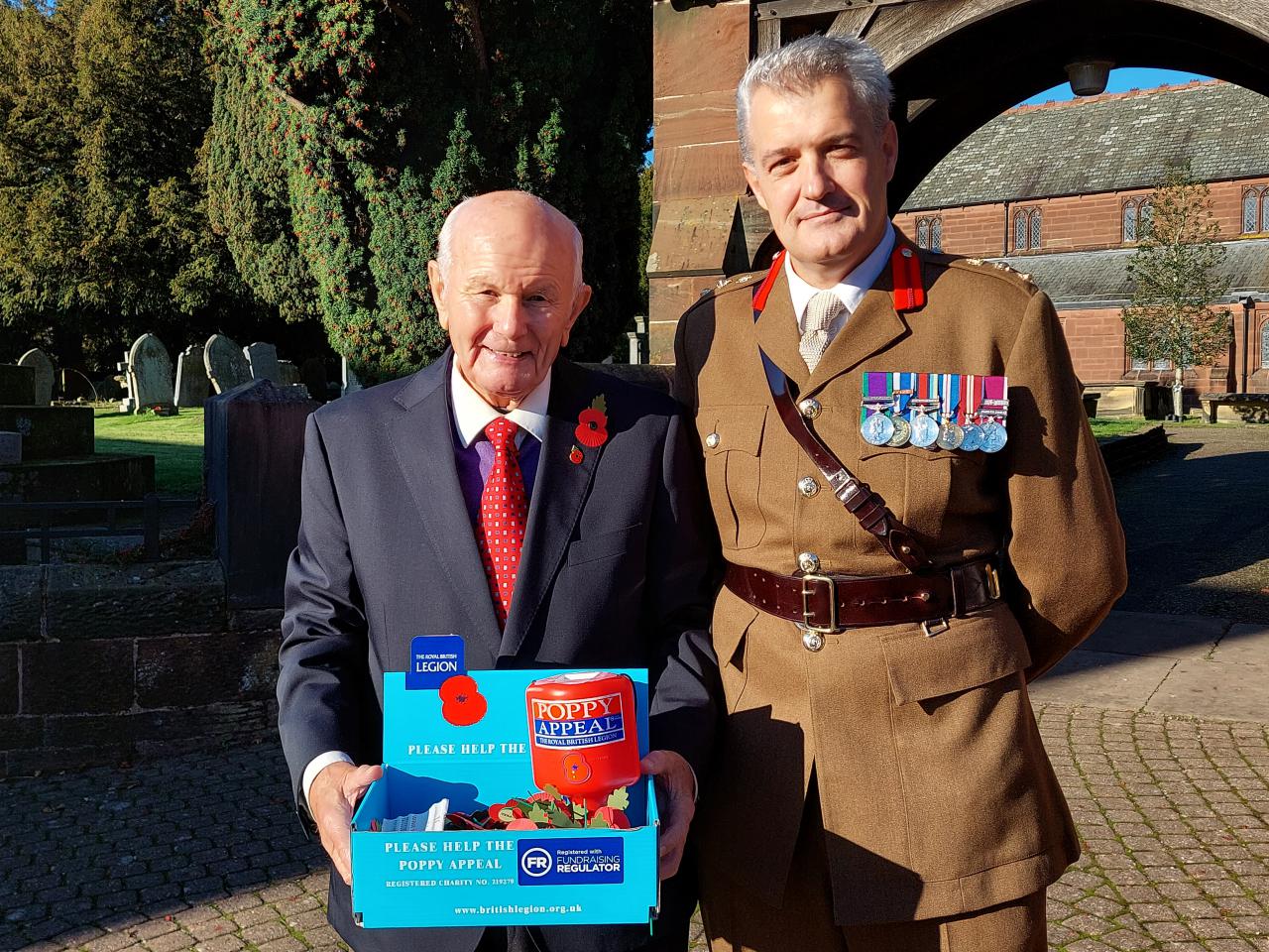 Mike Fellow and Colonel Ian Large