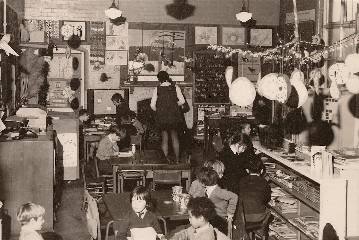  Infants School Christleton 1972 with Chris Charlesworth 