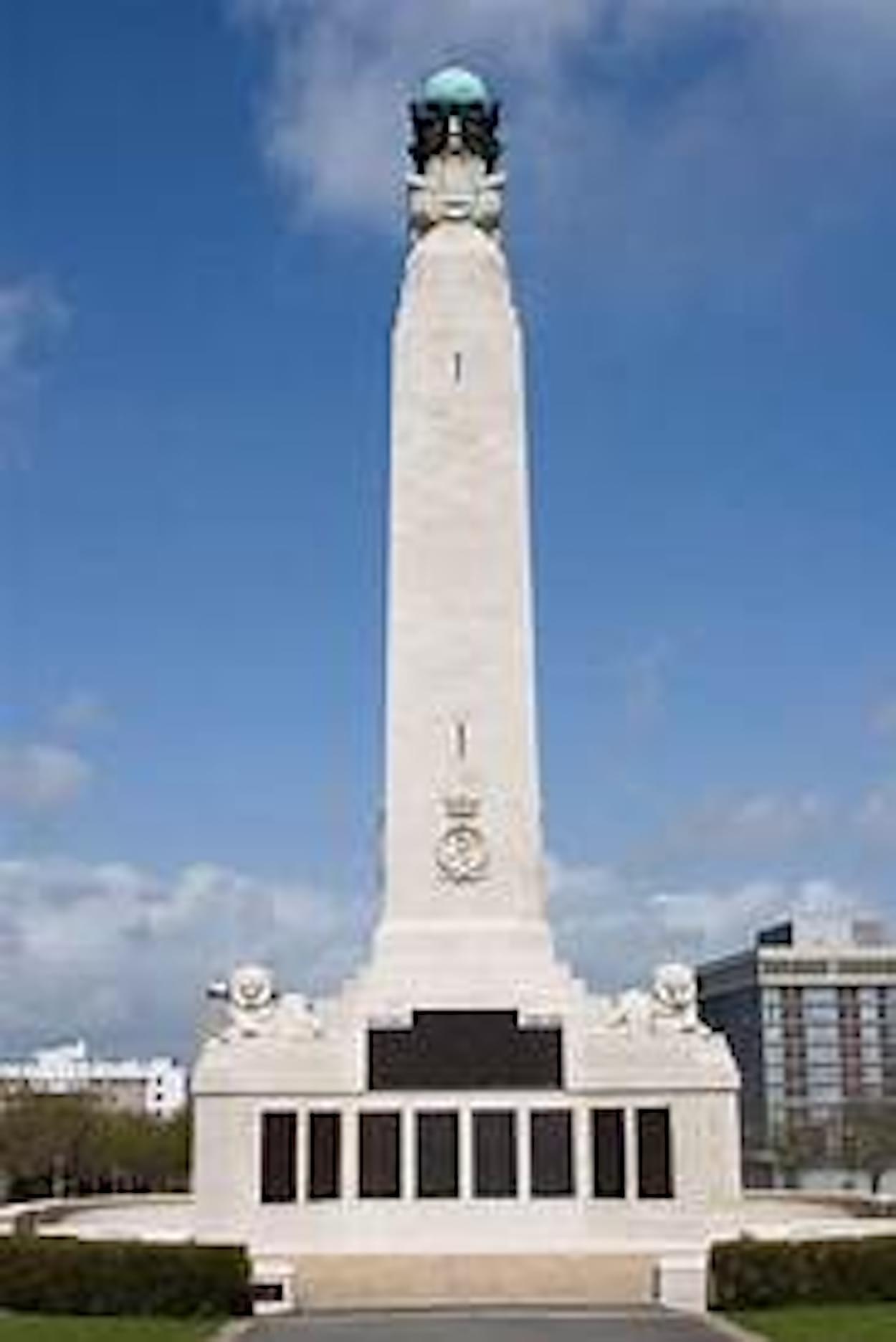 War Memorial in Plymouth