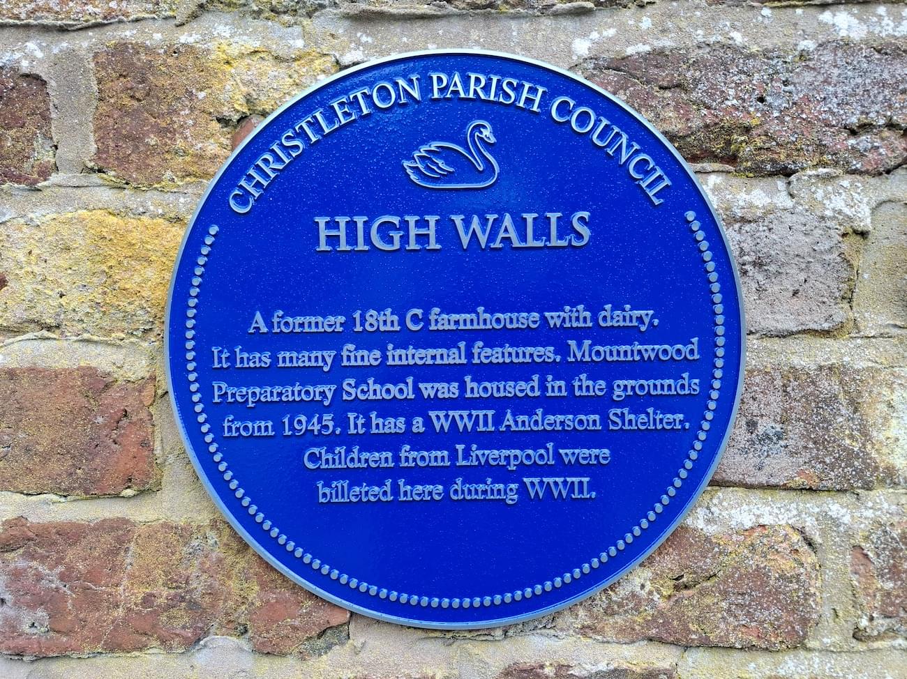 Blue plaque for High Walls in Christleton