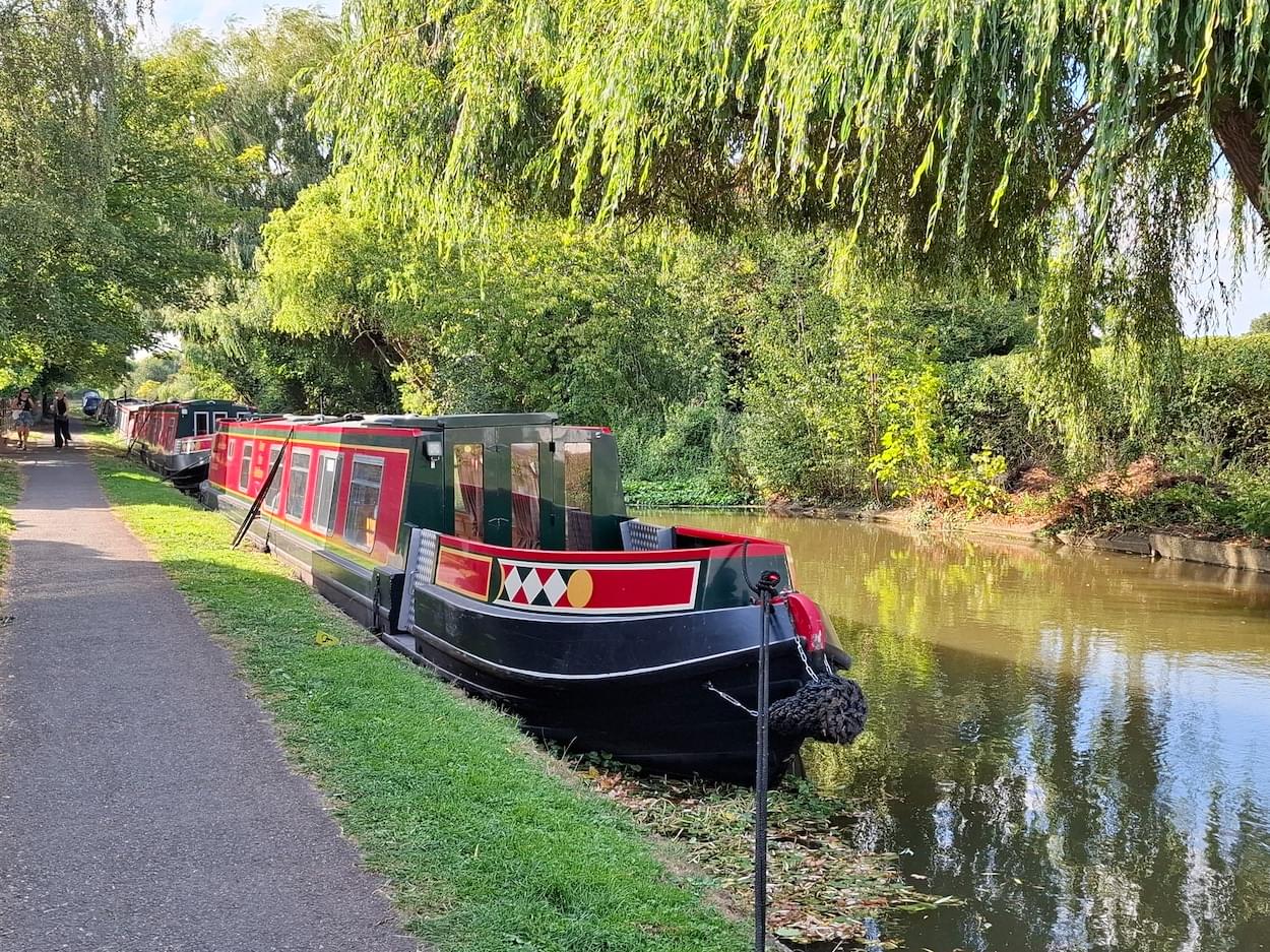 Rainbow Boats on Christleton Canal